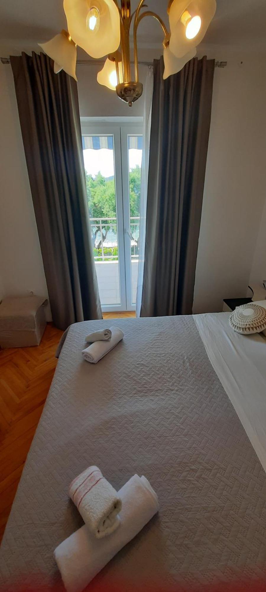 Ana Bilota Apartment Seget Vranjica